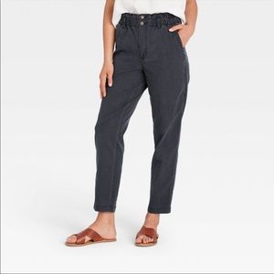 Women’s High-Rise Tapered Pants - Universal Thread